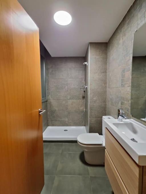 Large Terrace Luxury Apartment Sant Adrià de Besòs Exteriör bild